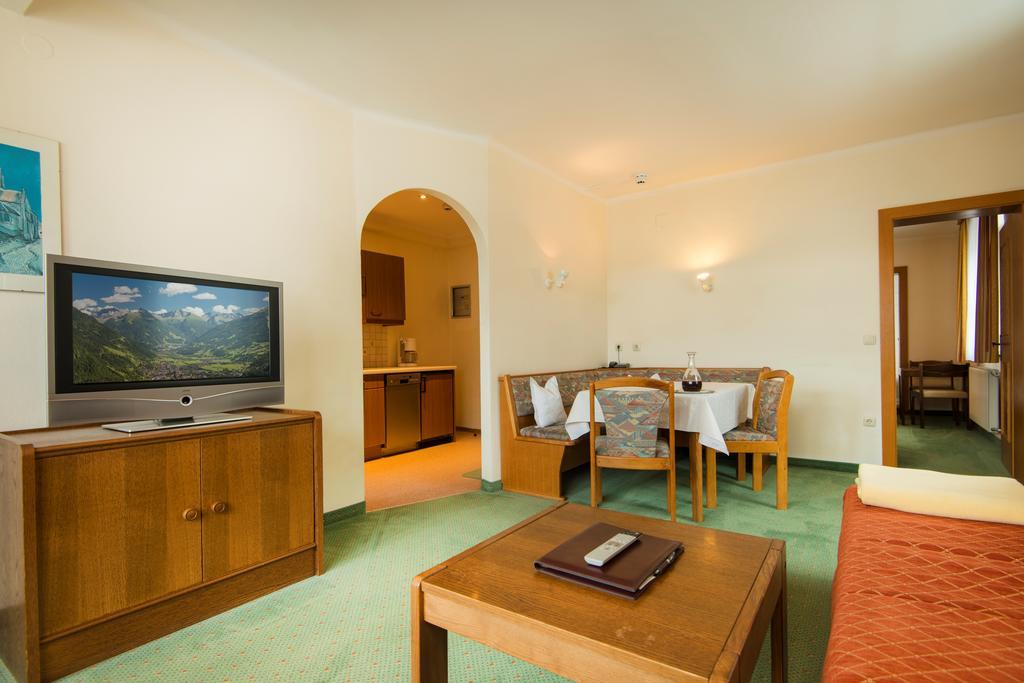 Appartements Monuth บาดฮอฟกัสไตน์ ภายนอก รูปภาพ