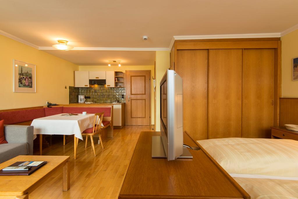 Appartements Monuth บาดฮอฟกัสไตน์ ภายนอก รูปภาพ